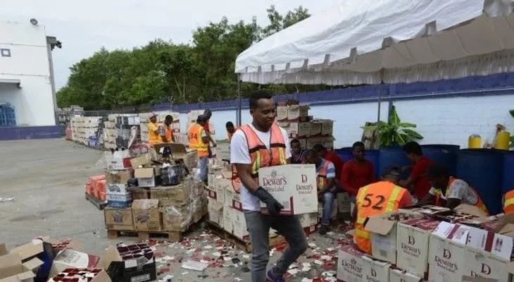 Aduanas destruye cigarrillos y bebidas por un valor de US$67 millones