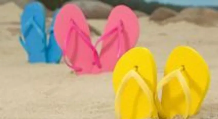 El uso prolongado de las chancletas pueden generar muchos problemas para la salud 