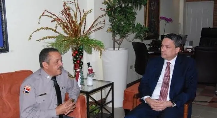 Plan Social y Policía coordinan seguridad evitar saqueos de cajas navideñas