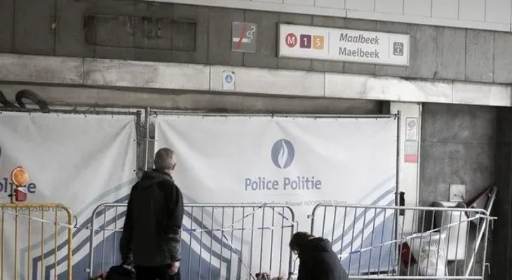 Transporte público en Bruselas sigue limitado y el aeropuerto cerrado
