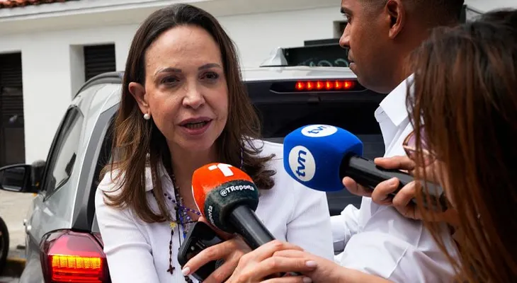María Corina Machado respalda propuesta de Bernie Moreno de fijar elecciones en Venezuela el 24 de julio de 2027
