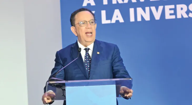 Valdez Albizu envía un mensaje de confianza a inversionistas y público en general sustentado en la estabilidad macroeconómica de RD