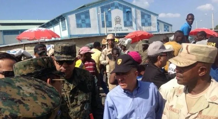 Procurador y ministro de Defensa fortalecen seguridad en la frontera