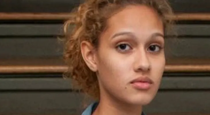 Estudiante dominicana demanda colegio de NY la expulsó por ser lesbiana