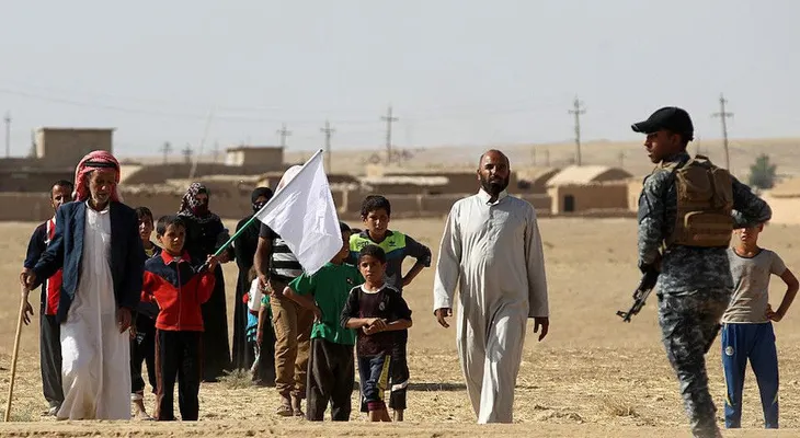 Fuerzas iraquíes recuperan territorio a medida que se acercan a Mosul