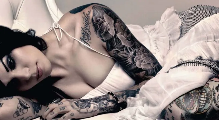 ¿Qué piensan los hombres de las mujeres con tatuaje?