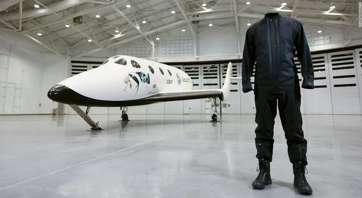 Moda fuera de este mundo: Y-3 se asocia con Virgin Galactic para crear trajes espaciales