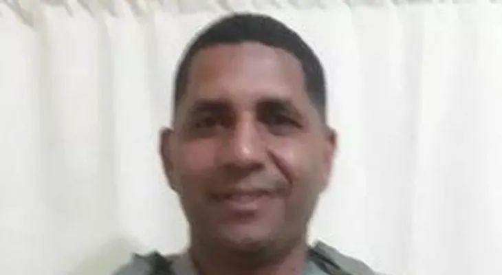 Un sargento PN habría sido cancelado tras firmar libro por el fin de la impunidad
