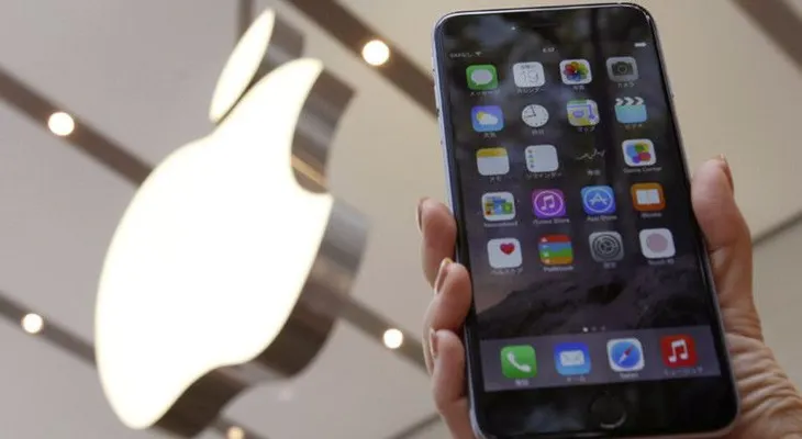 Polémica: tienda de Apple expulsa estudiantes africanos "por miedo a que roben" (VIDEO)