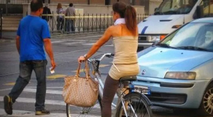 Ir al trabajo a pie y en bicicleta parece ofrecer beneficios de salud mental