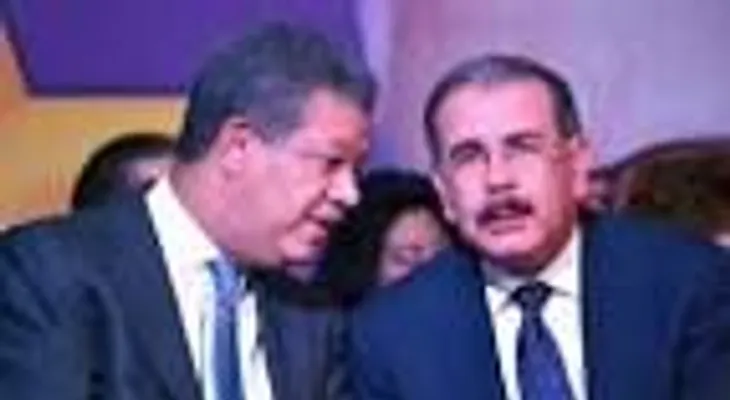 Danilo y Leonel guardan silencio frente a crisis PLD e incertidumbre con reforma Constitución