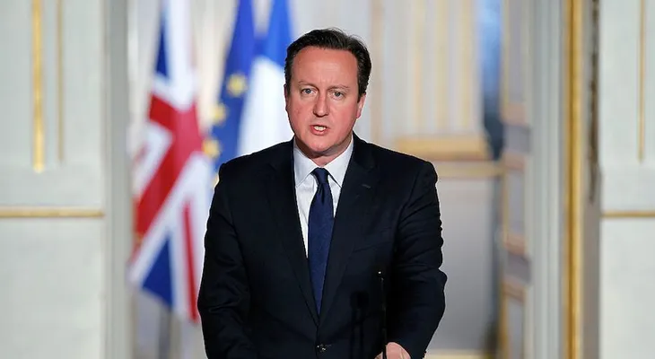 Cameron pide apoyo al Parlamento para bombardear a ISIS en Siria