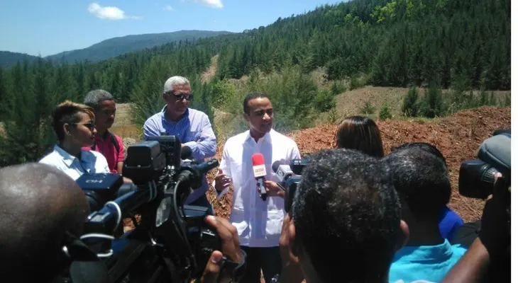 Accionistas de Falconbridge (Falcondo) prometen convertir Loma Ortega en modelo de restauración ambiental 