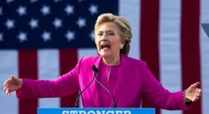 Clinton gana en voto anticipado mientras Trump confía en la jornada electoral