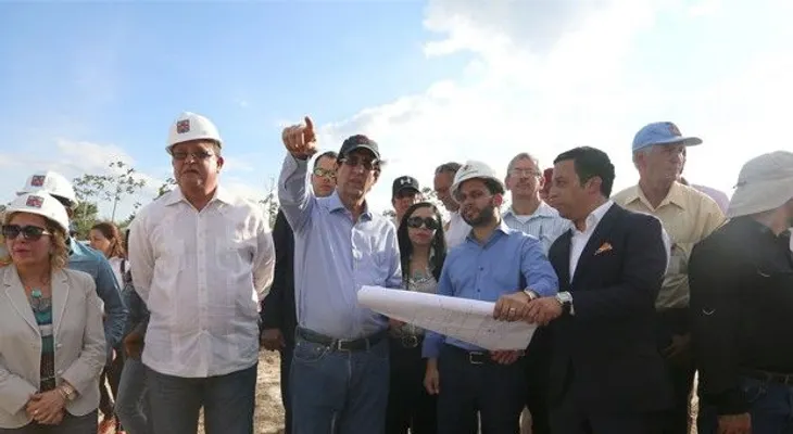 6 empresas arrancan construcción de viviendas de Ciudad Juan Bosch