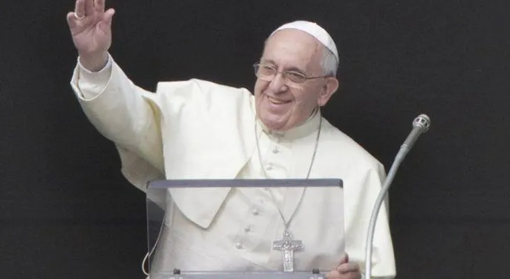 Papa Francisco: "¿Qué andarán haciendo las monjas que no me pueden atender?"