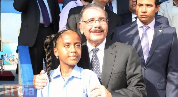 Presidente Medina inaugura cinco escuelas en la provincia Peravia 