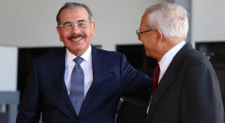 Danilo Medina llegó a Costa Rica