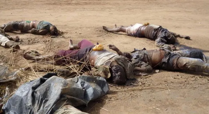 Cien muertos en combates entre tribus de Darfur, siguen enfrentamientos