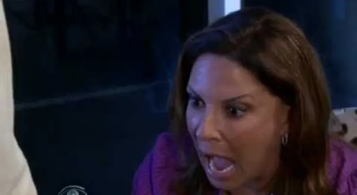 Caso Cerrado - Bien dotado sorprende a la Jueza Polo