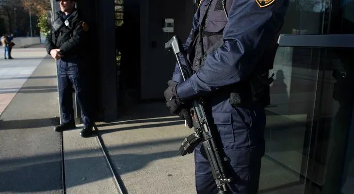 Policía de Ginebra: Es posible que haya una célula de terror de ISIS en la ciudad