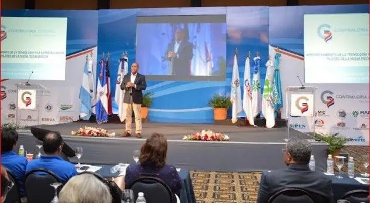 Instituciones del Estado implementarán pago electrónico y firmas digitales
