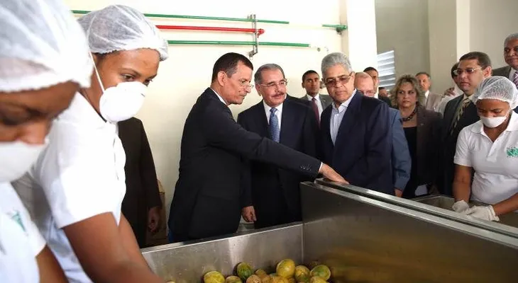  Gobierno de Medina estimula pymes; Nikay Bio-Proceso amplía planta