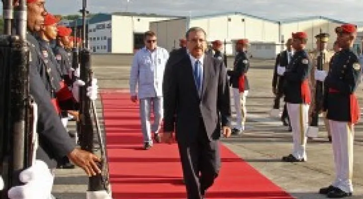 Presidente DM sale hacia Costa Rica participar en el SICA