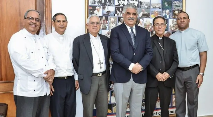 Miguel se reúne con directivos de la iglesia católica