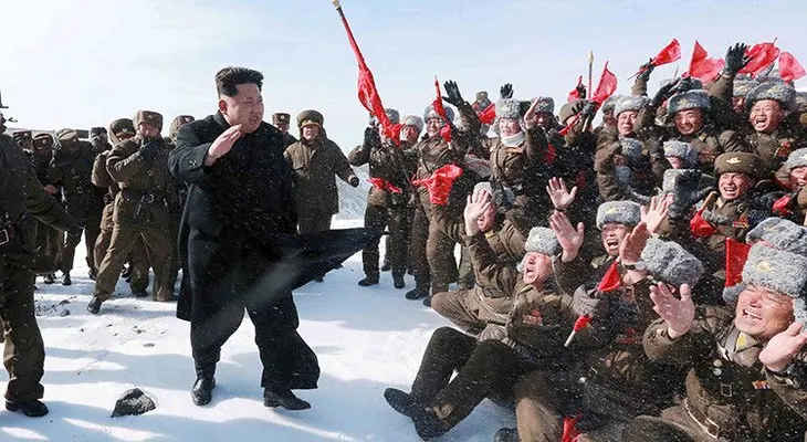 Corea del Norte pide ayuda a estadounidenses y británicos por miedo a un volcán