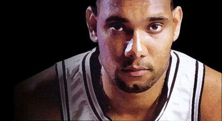 Esposa de Tim Duncan revela que el jugador es bisexual
