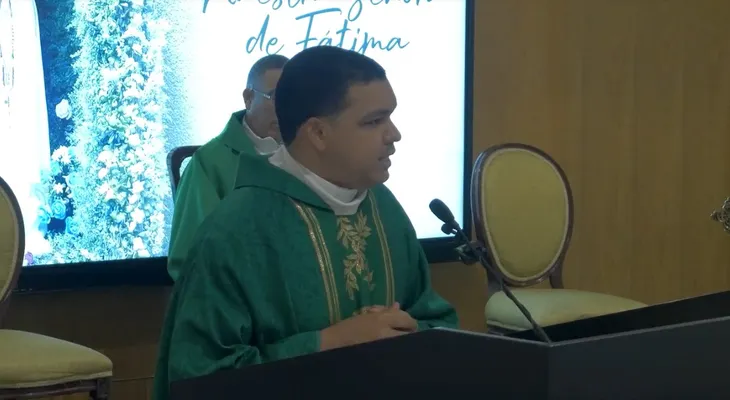 DNCD honra a los padres con emotiva misa conmemorativa