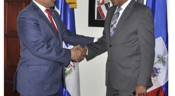 Director de Migración recibe a su homologo de Haití, señor Claude Raymond Junior