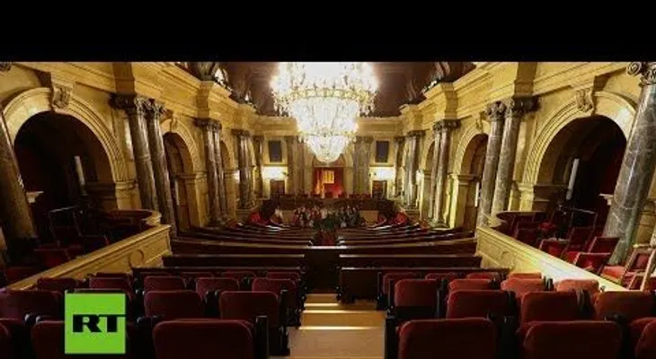 EN VIVO: El Parlamento catalán se reúne para votar la Constitución de una república independiente