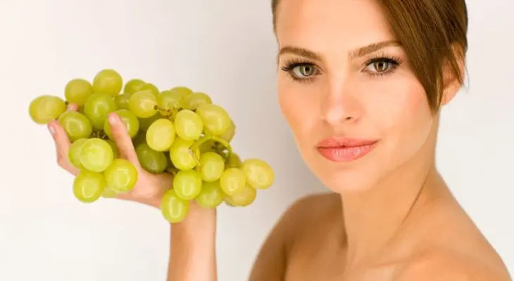 Mascarilla de uva para las arrugas