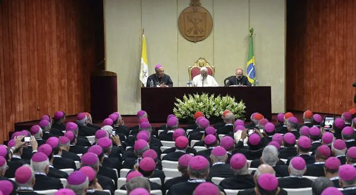 El papa hace un mea culpa por los errores que debilitan al catolicismo