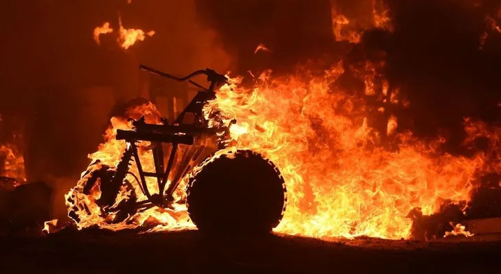 Advertencias y evacuaciones en el oeste de EE.UU. por incendios