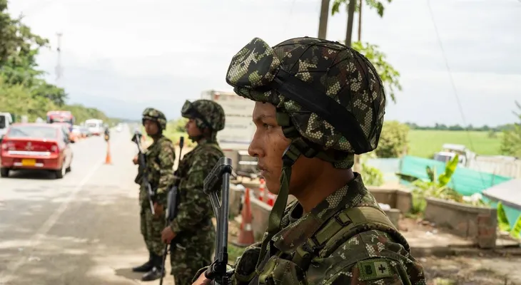 Ejército de Colombia abate a ocho presuntos disidentes de las FARC en operativo en el Guaviare