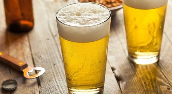 La cerveza es más eficaz que el paracetamol para aliviar el dolor, según un estudio