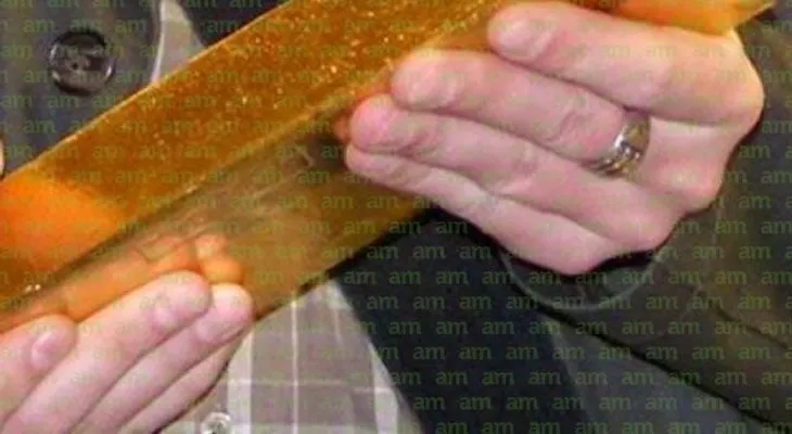 Hombre denuncia fue estafado por un "campesino" con RD$ 200 mil con un lingote de oro falso