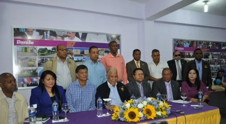 Leonel visitará a dirigentes en Santo Domingo Oeste el fin de semana