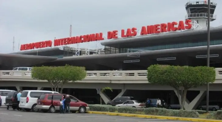 Les explotan neumáticos a dos aviones de pasajeros en aeropuertos de Las Américas y Puerto Plata
