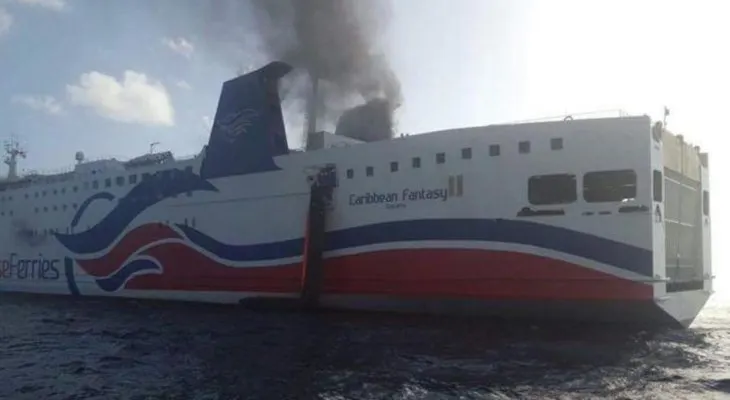 Denuncian negligencia en caso de ferry incendiado 