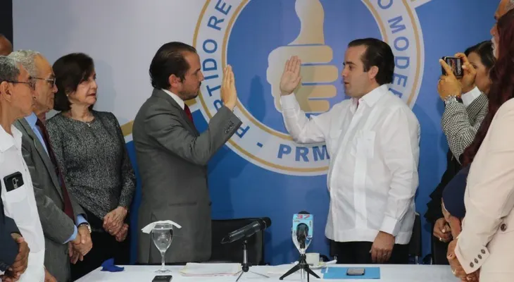 Claudio Caamaño se juramenta en el PRM y pide adversarios del PLD que lo imiten