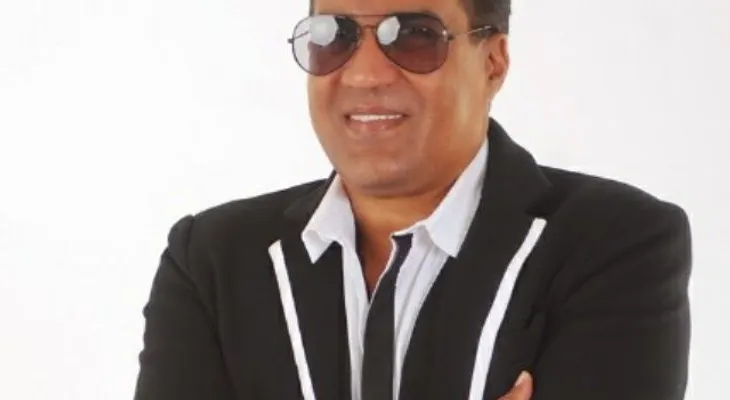 Don Miguelo saca un machete en el parqueo de un centro de diversión y se armó un lío