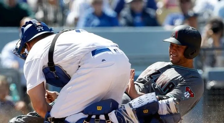 Marte dispara jonrón en revés de los Piratas; Castillo da 3 hits