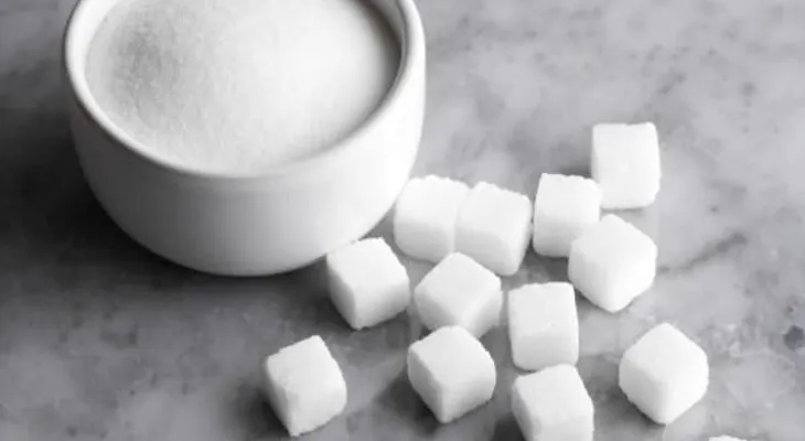 7 alimentos que dañan tu cerebro