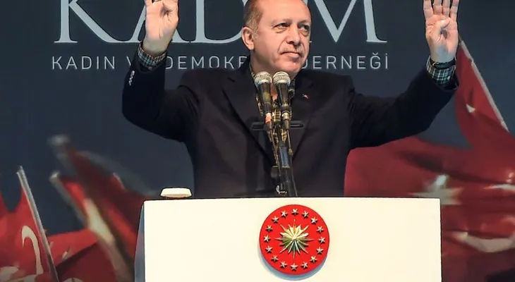 Erdogan a Alemania: "Tus prácticas no son diferentes a las de los nazis"