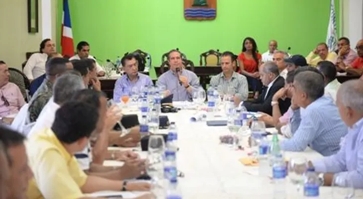 Ministro de Turismo afirma Puerto Plata esta lista para recibir a cruceristas por puerto de Carnival