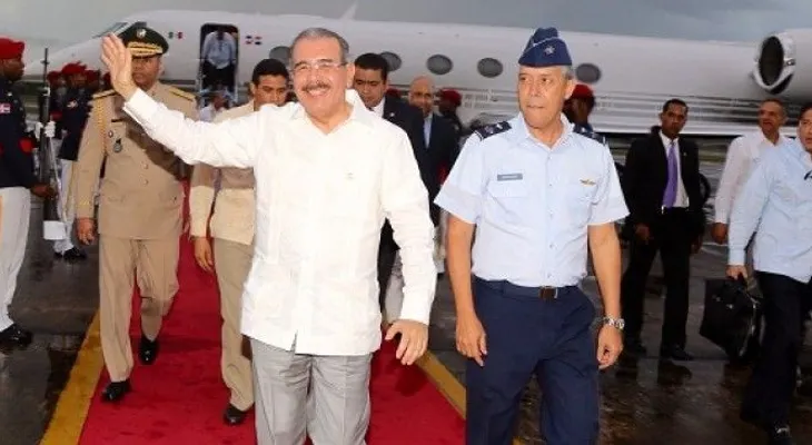 Presidente Medina regresa a RD tras participar en VI Cumbre de la AEC